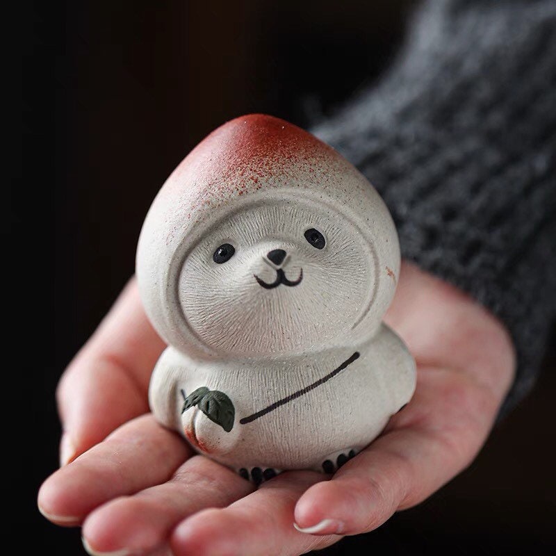 Gohobi Handmade cat ornaments peach panda Tea pets ceramic YiXing clay Chinese Gongfu tea Kung fu tea Japanese Chado unique ornaments
